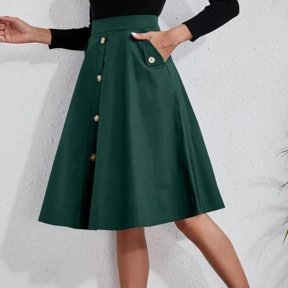 Classic Button Detail Pocket Flared Midi Skirt - Picture 13 of 14